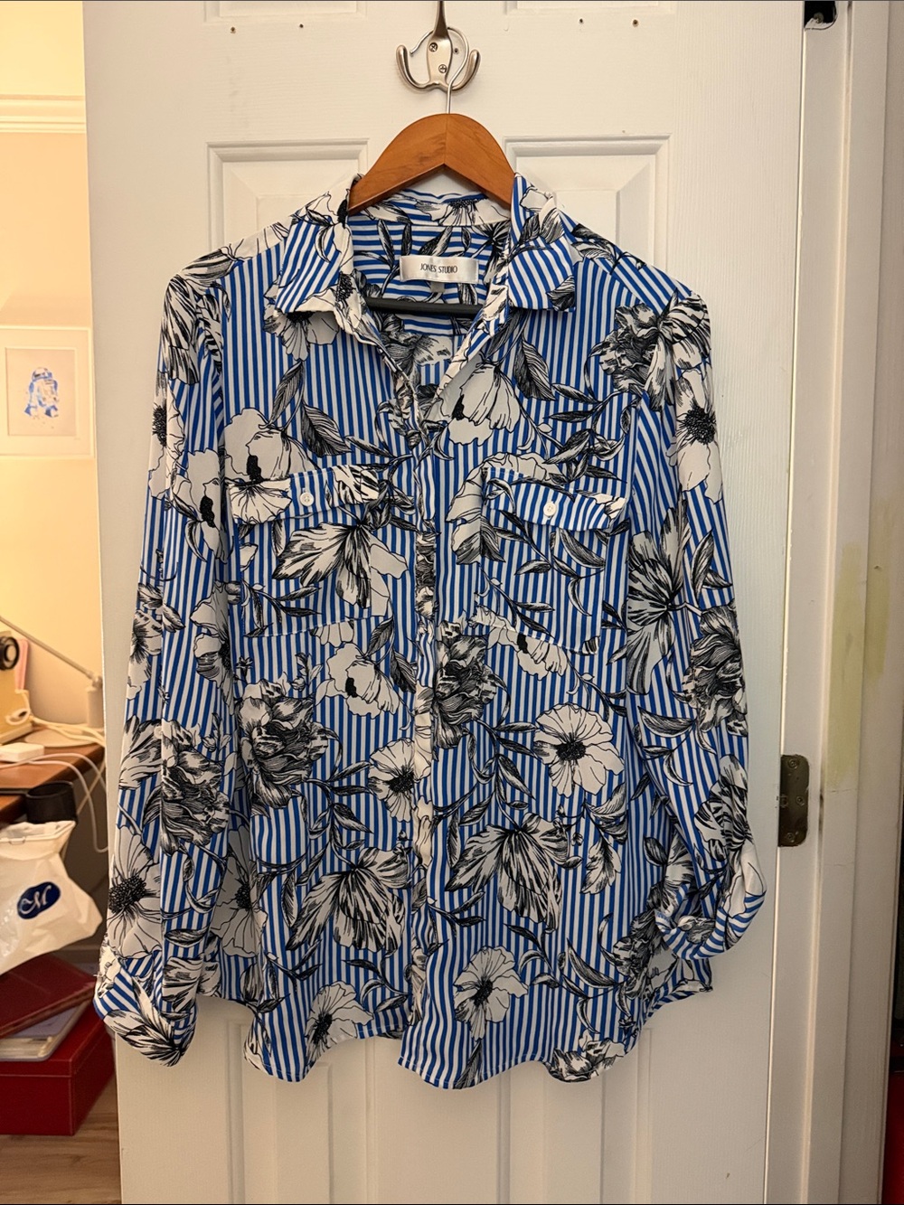 Jones Studio Blue & White Striped Floral Button-Up women’s XL Shirt